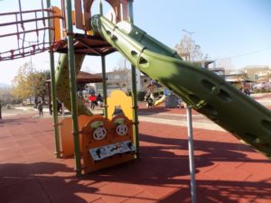 Η καλύτερη στάση αναψυχής για γονείς και παιδιά, η παιδική χαρά στο Πάρκο Πόλης!