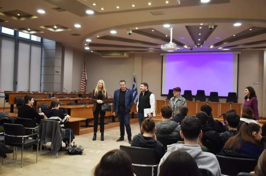 Μήνυμα ασφάλειας από Χαρδαλιά, Παππού και Παπασπύρου στους μαθητές του 1ου ΓΕΛ Άνω Λιοσίων