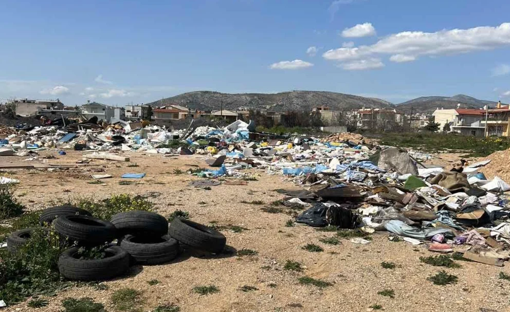 Στα δίχτυα της ΓΑΔΑ για τρίτη φορά σε 20 μέρες: 30.000€ πρόστιμο σε ασυνείδητους που μετατρέπουν το Πάρκο Πόλης σε σκουπιδότοπο